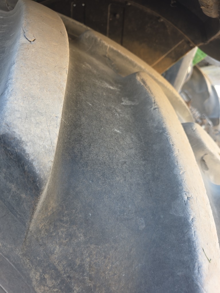 Tracteur chargeur FENDT 716 POWER + - photo slide 11