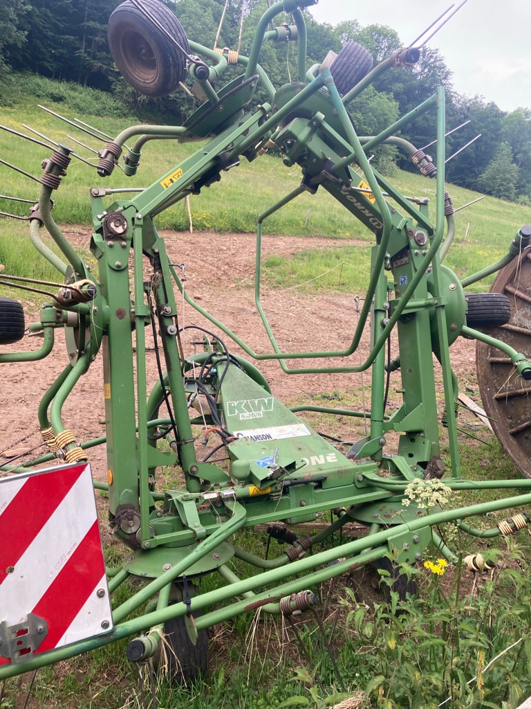 Faneuse KRONE KW 6.70 - photo slide 2