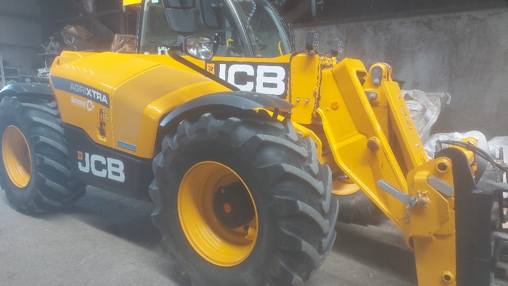 Telescopique JCB 542-70 AGX DTVT - photo slide 2