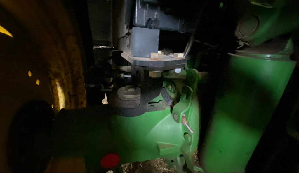 Tracteur JOHN DEERE 6105M - photo slide 14