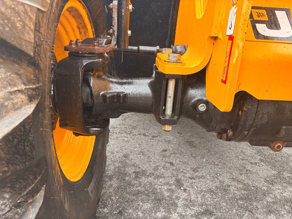 Telescopique JCB 532-70 AGRI XTRA PS6 - photo slide 12