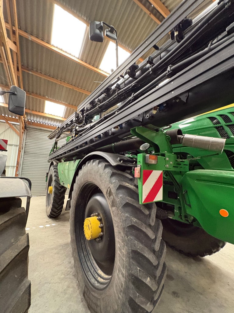 Pulverisateur automoteur JOHN DEERE R4150i - photo slide 16