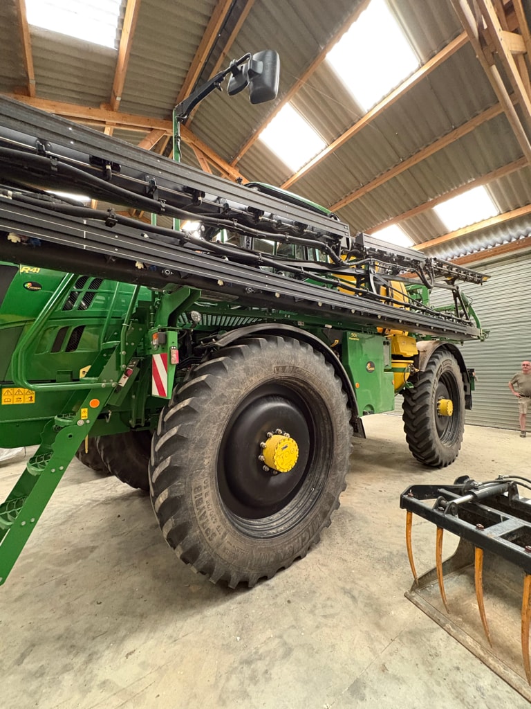 Pulverisateur automoteur JOHN DEERE R4150i - photo slide 17