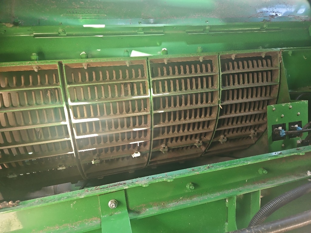 Moissonneuse JOHN DEERE S 780 - photo slide 11