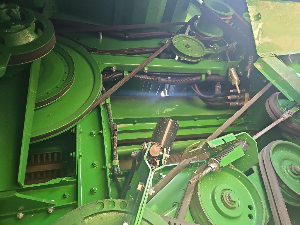 Moissonneuse JOHN DEERE S 780 - photo slide 12