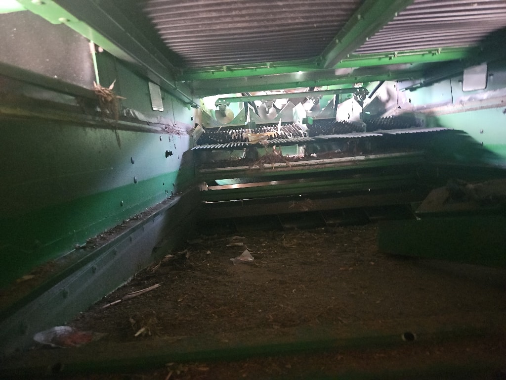 Moissonneuse JOHN DEERE S 780 - photo slide 14