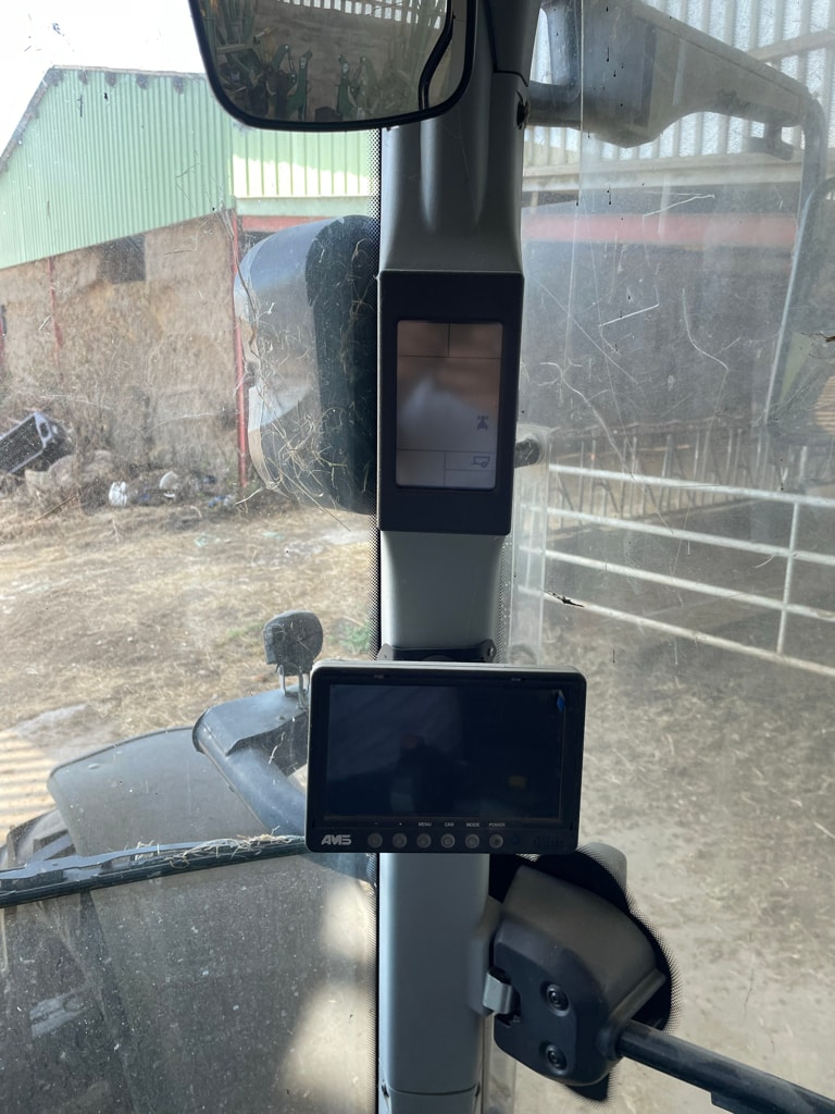 Tracteur CLAAS ARION 620 - photo slide 10