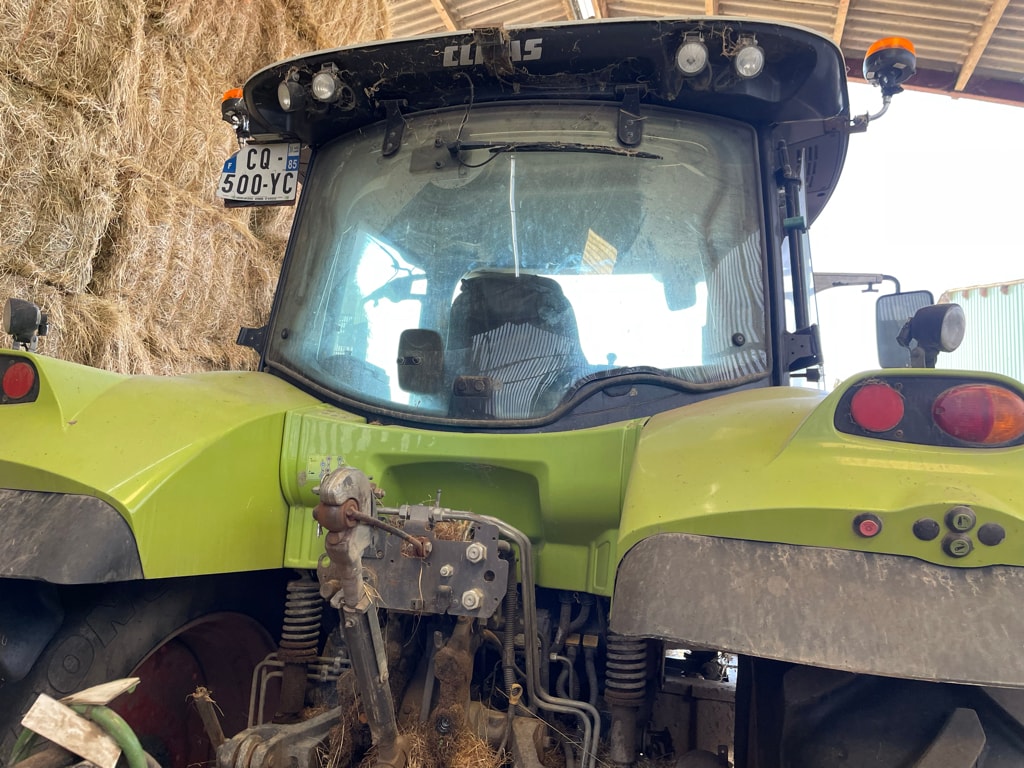 Tracteur CLAAS ARION 620 - photo slide 3