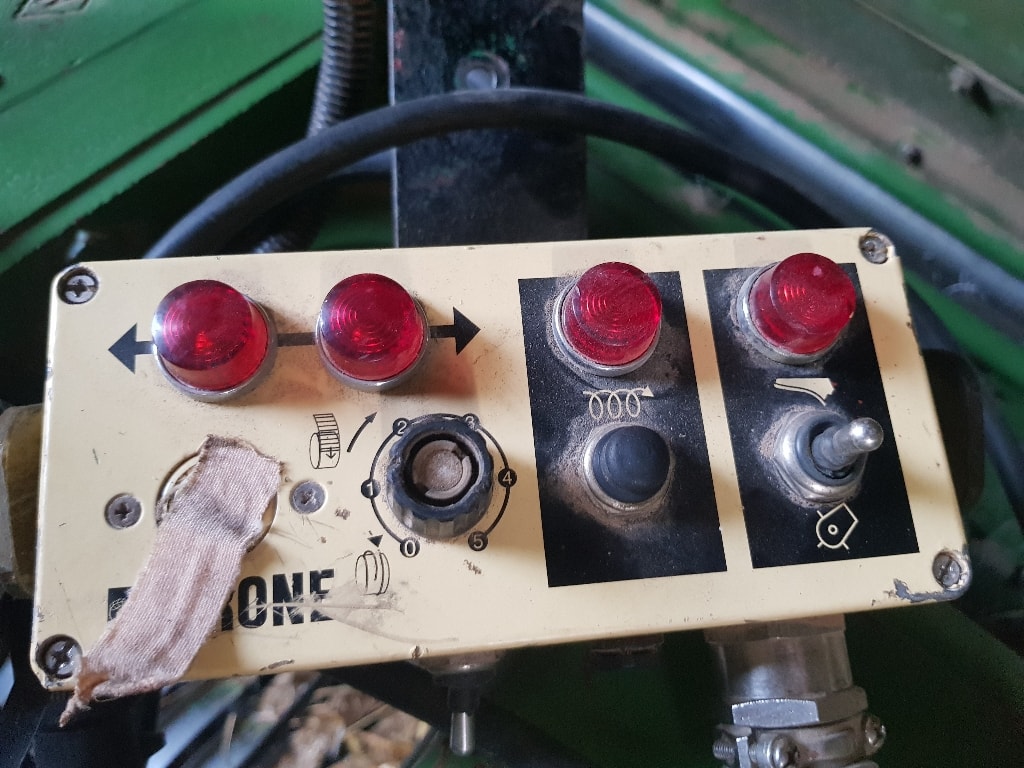 Presse balles rondes KRONE Roundpack 1250 - photo slide 14