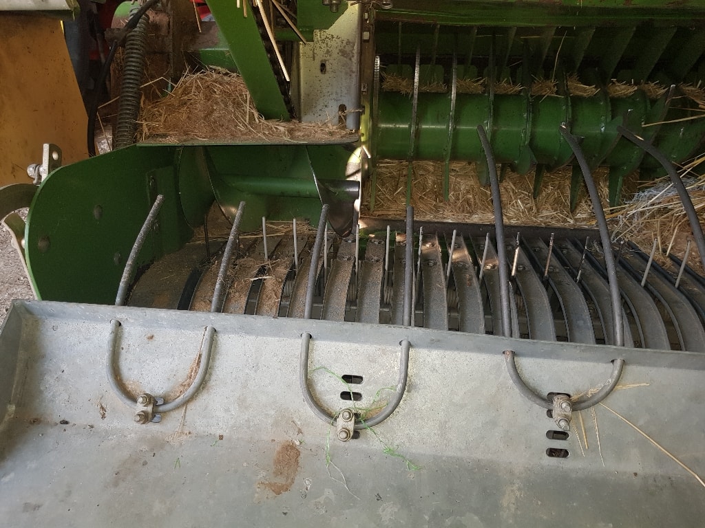 Presse balles rondes KRONE Roundpack 1250 - photo slide 12