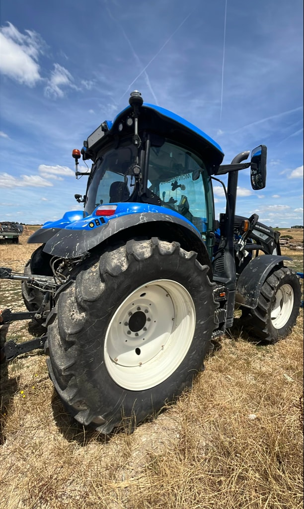 Tracteur chargeur NEW HOLLAND T6.160 DCT - photo slide 5