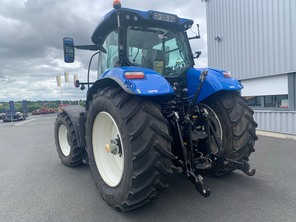 Tracteur NEW HOLLAND T7.245 - photo slide 6