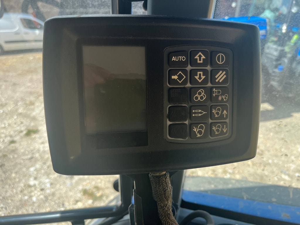 Presse balles rondes NEW HOLLAND Roll-belt 150 superfeed - photo slide 12