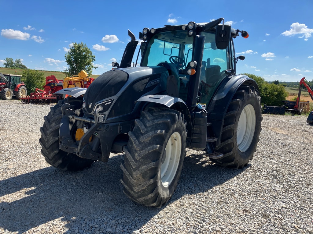 Tracteur VALTRA N174 Direct - photo slide 2