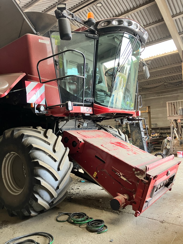 Moissonneuse CASE IH AXIAL-FLOW 9230 - photo slide 2