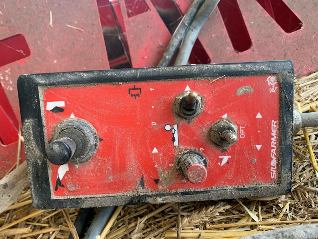Pailleuse SILOFARMER P 280 GLE - photo slide 9