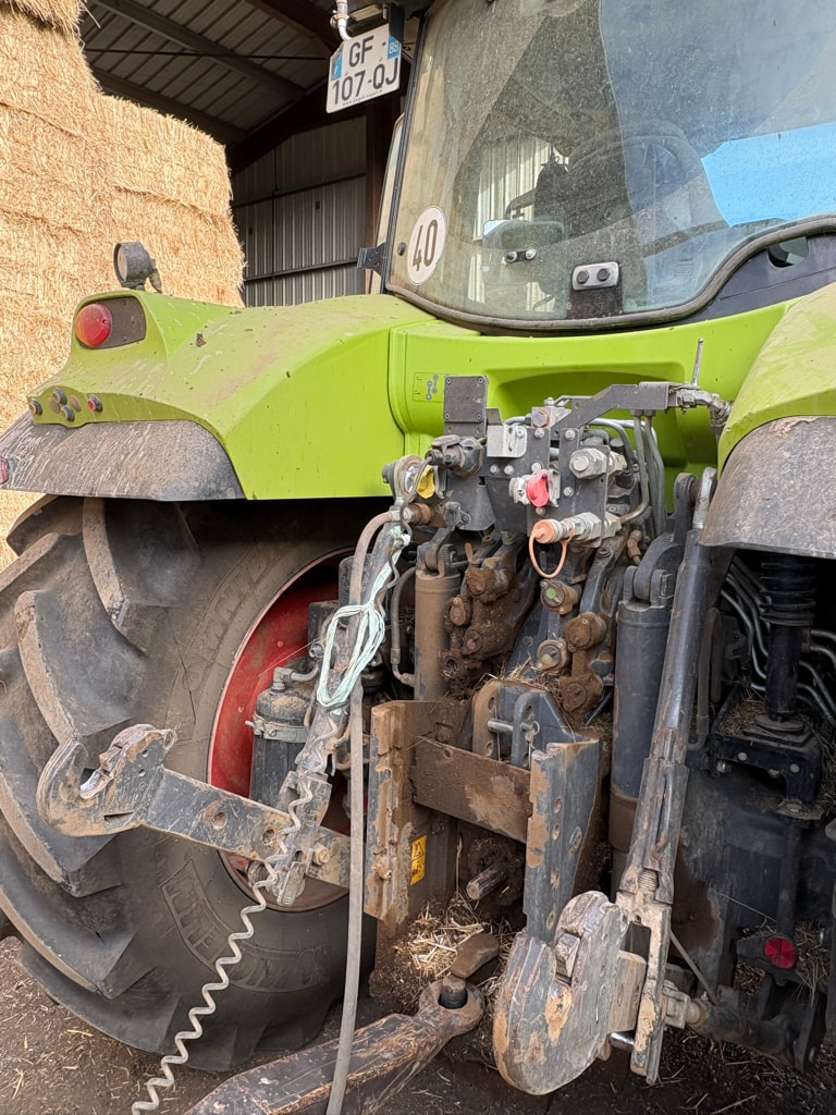 Tracteur CLAAS ARION 630 - photo slide 8