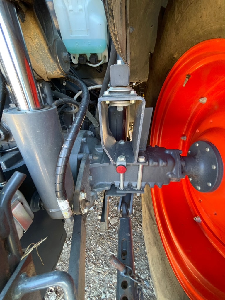 Tracteur chargeur KUBOTA M105 GXS-III - photo slide 4