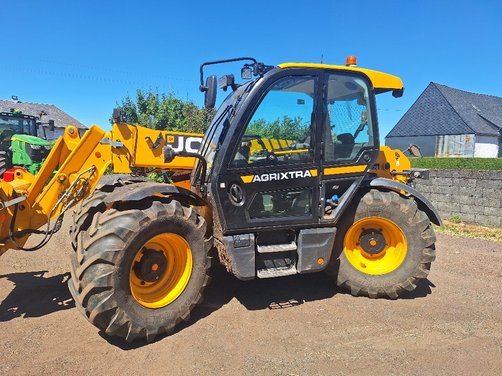 Telescopique JCB 542 70 Agri Xtra DTVT - photo slide 1