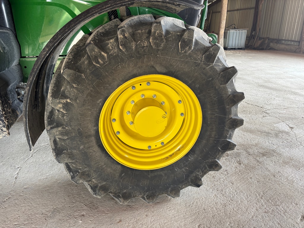 Tracteur JOHN DEERE 6250R - photo slide 5