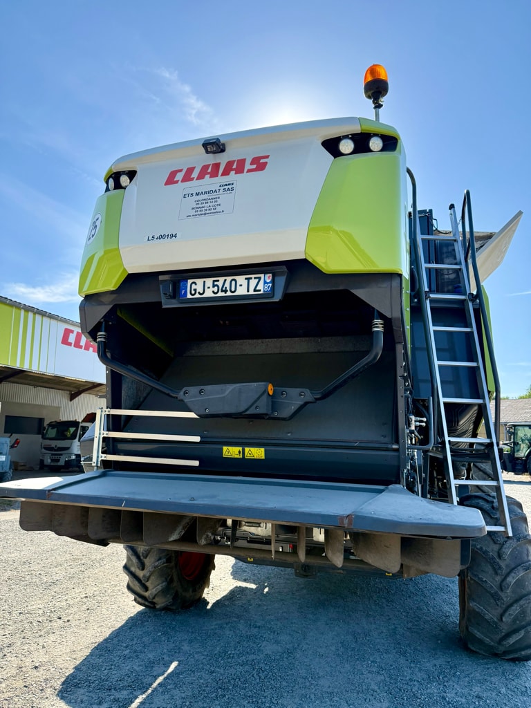 Moissonneuse CLAAS TRION 640 - photo slide 6