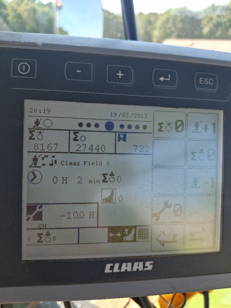 Presse balles rondes CLAAS VARIANT 465 RC - photo slide 3