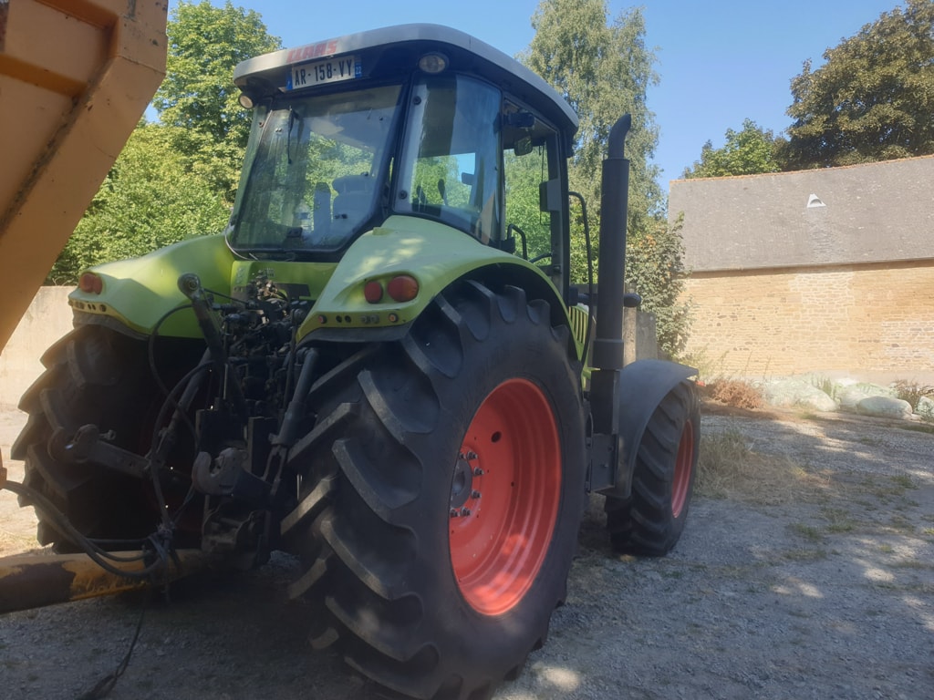 Tracteur CLAAS ARION 640 - photo slide 3