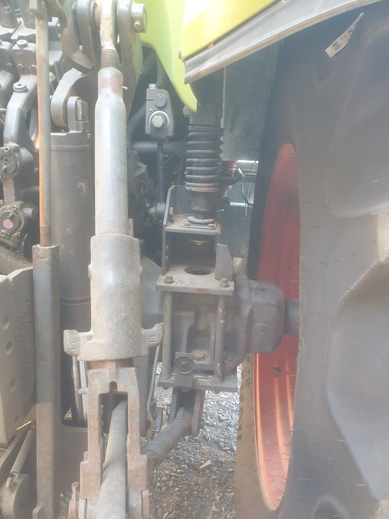 Tracteur CLAAS ARION 640 - photo slide 13