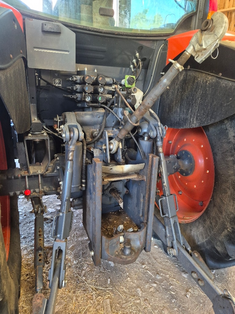 Tracteur chargeur KUBOTA M115GX-III - photo slide 9