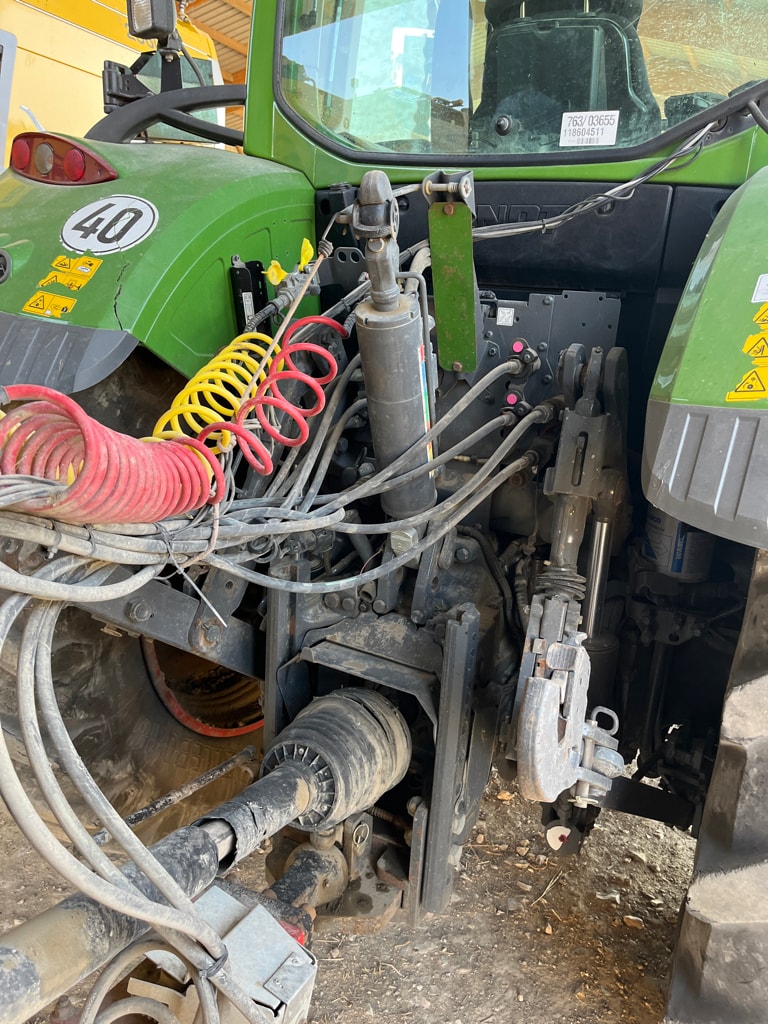 Tracteur FENDT 720 GEN6 POWER S2 + CHARGEUR QUICK Q78 2013 - photo slide 6