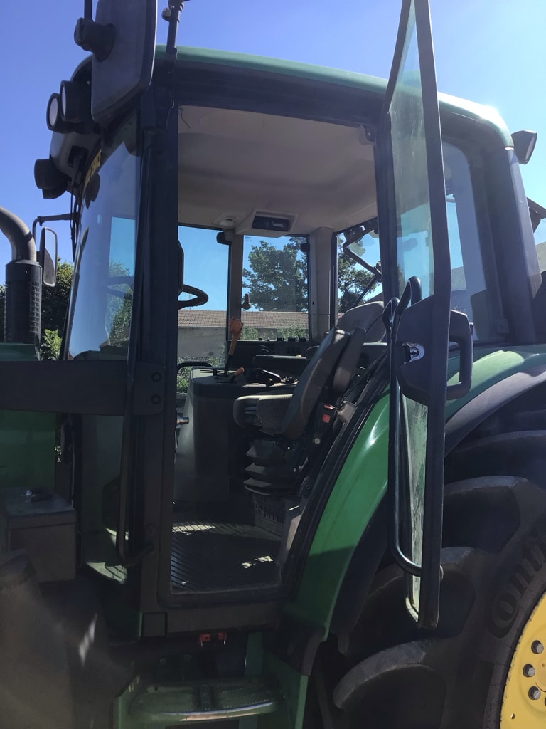 Tracteur JOHN DEERE 6105 M - photo slide 7