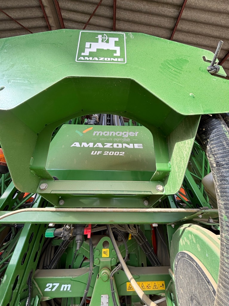 Pulverisateur AMAZONE UF 2002 - photo slide 7