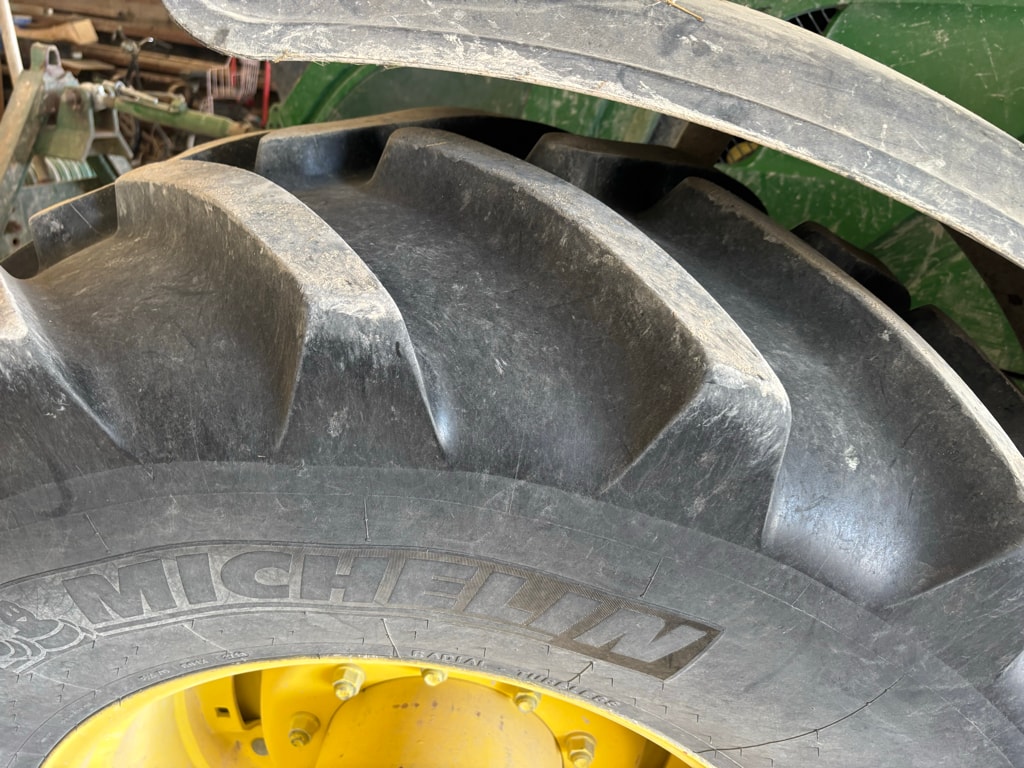 Tracteur JOHN DEERE 6145R - photo slide 6