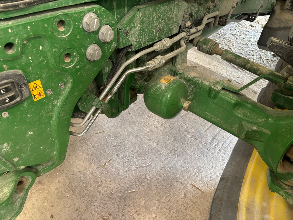 Tracteur JOHN DEERE 6145R - photo slide 9