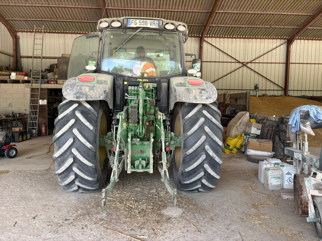 Tracteur JOHN DEERE 6145R - photo slide 11