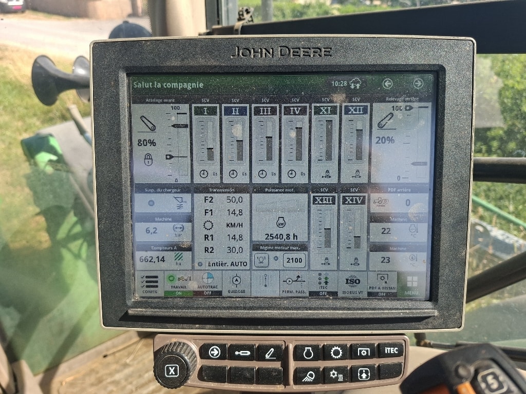 Tracteur JOHN DEERE 6R195 - photo slide 12