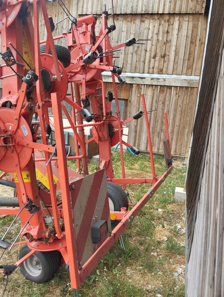Faneuse KUHN Gf 8702 - photo slide 5