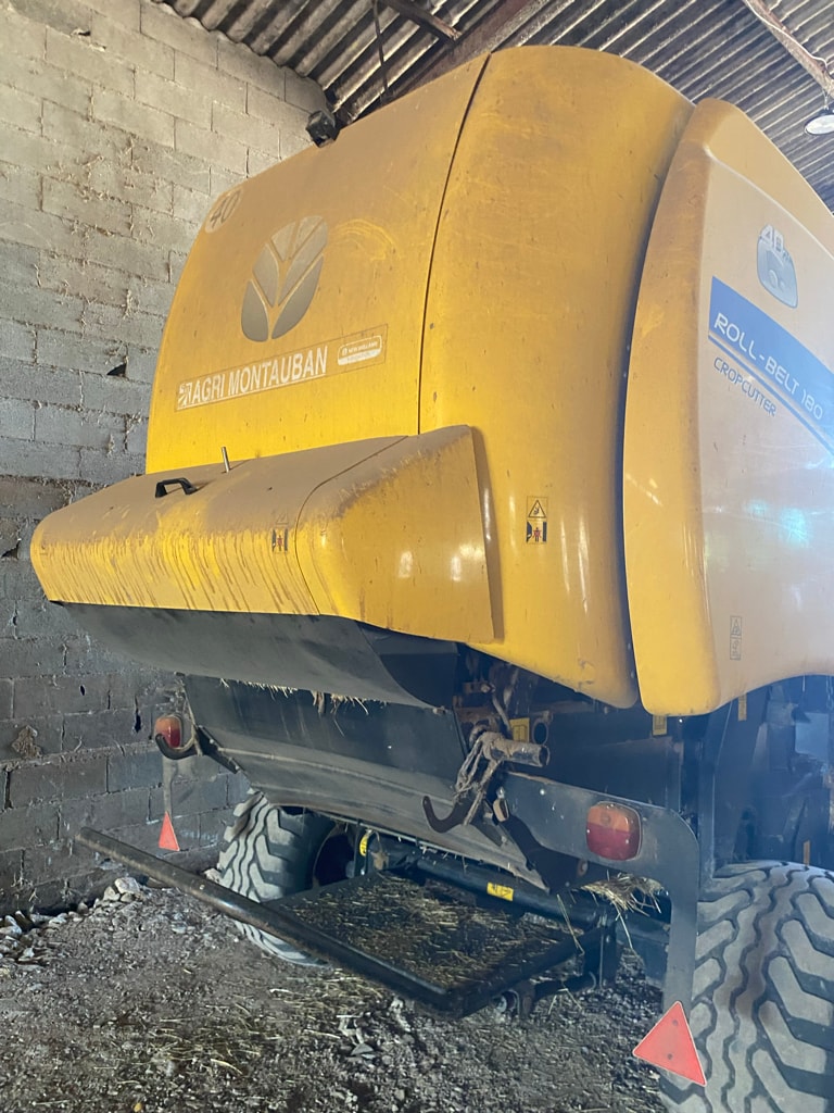 Presse balles rondes NEW HOLLAND Roll Belt 180 - photo slide 4