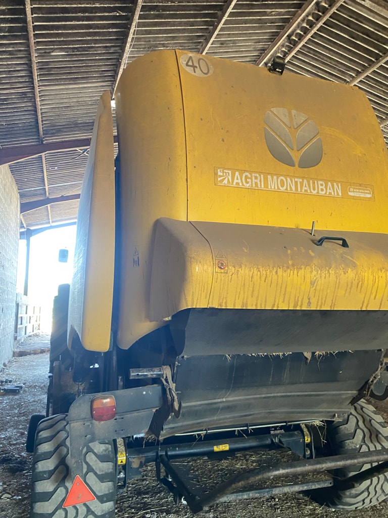 Presse balles rondes NEW HOLLAND Roll Belt 180 - photo slide 5