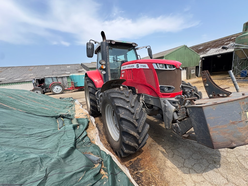 Tracteur MASSEY FERGUSON 7720S DYNA-6 EFFICIENT - photo slide 8