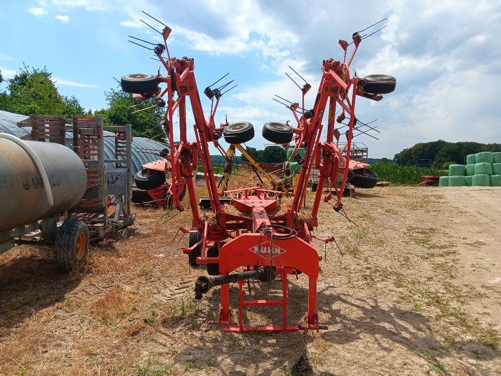 Faneuse KUHN GF 8501 T - photo slide 7