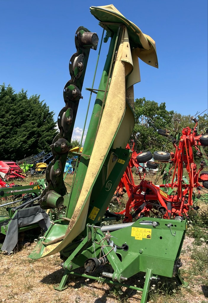 Faucheuse KRONE Easy cut R 320 - photo slide 1