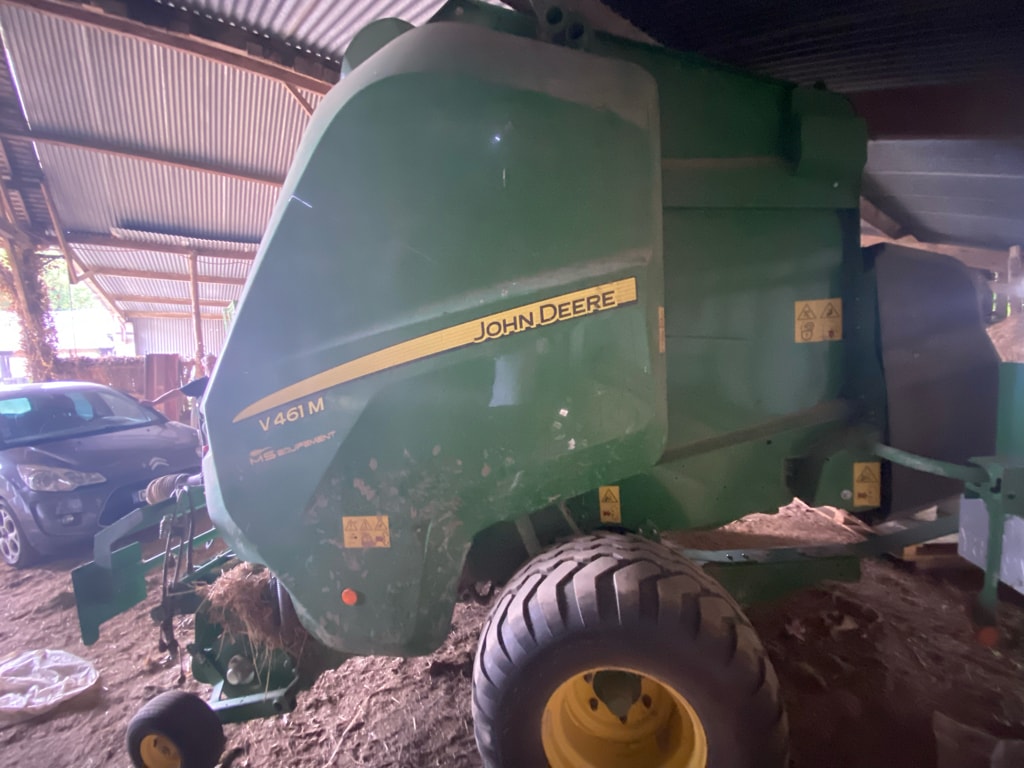 Presse balles rondes JOHN DEERE V461M - photo slide 4