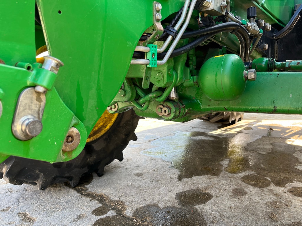 Tracteur chargeur JOHN DEERE 6150M - photo slide 10