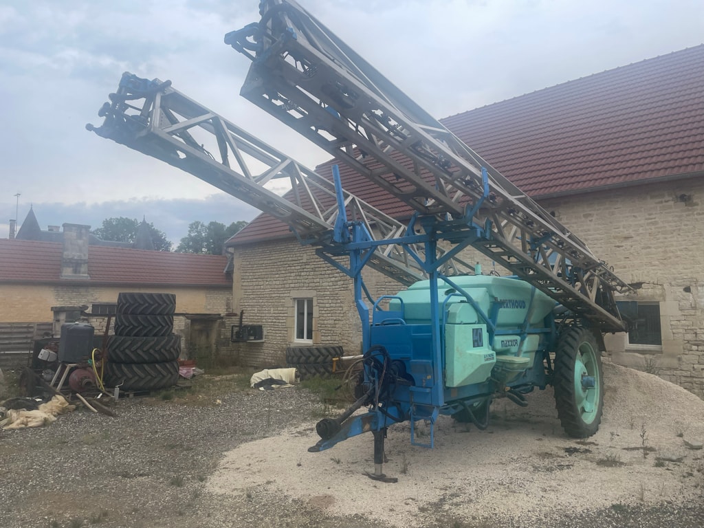 Pulverisateur BERTHOUD Maxxor 40 - photo slide 1