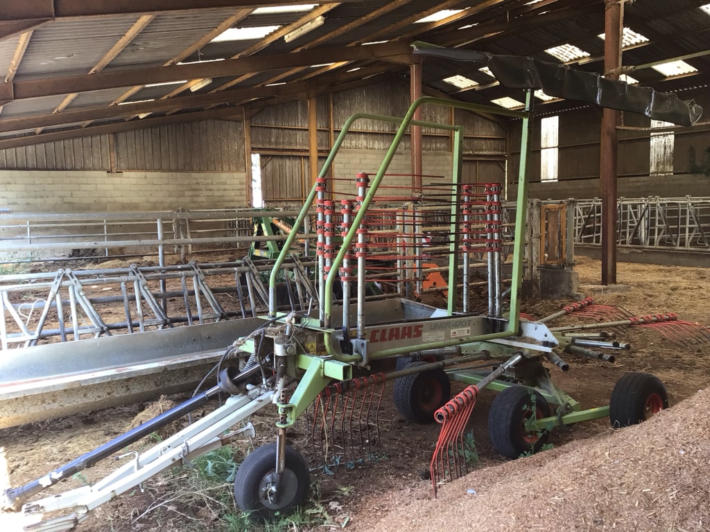 Andaineur CLAAS Liner 470 T - photo slide 2