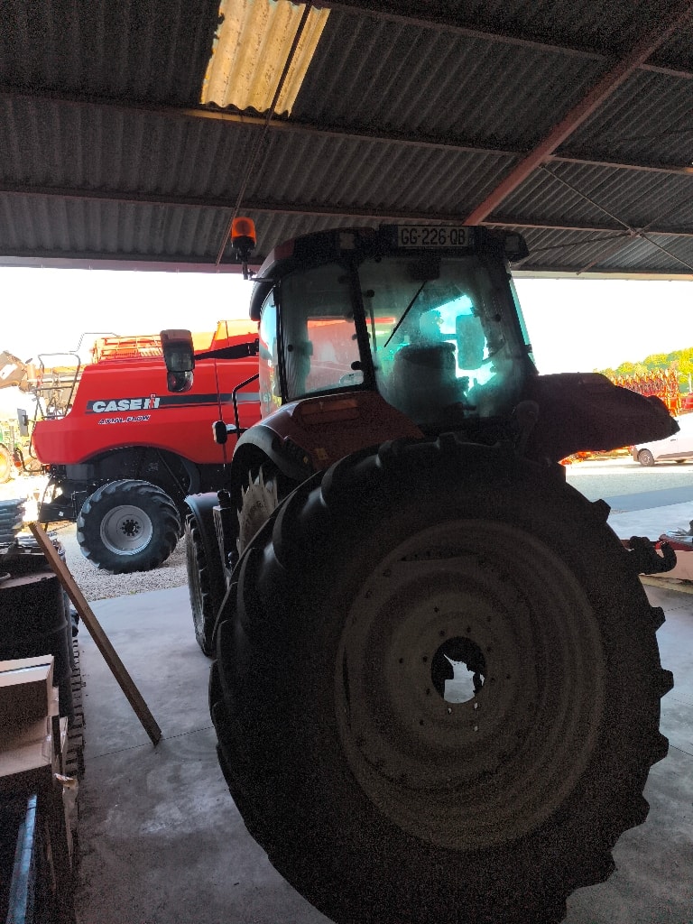 Tracteur CASE IH LUXXUM 110 - photo slide 4