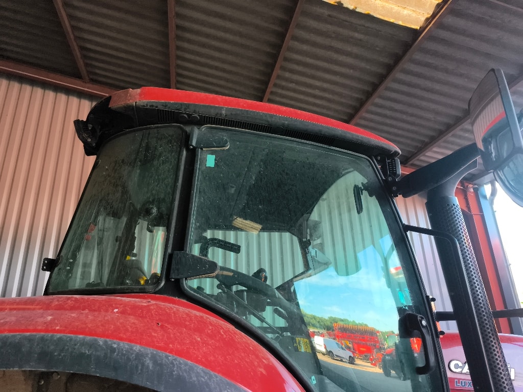 Tracteur CASE IH LUXXUM 110 - photo slide 5