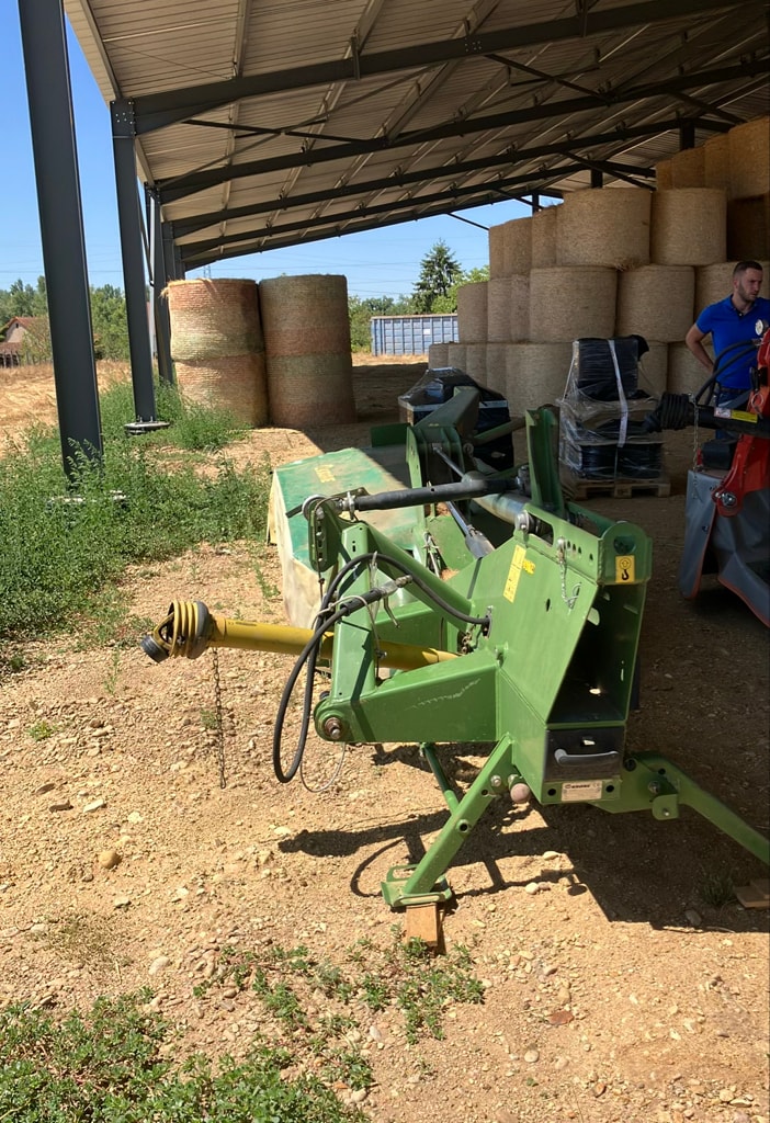 Faucheuse KRONE Easycut R320 - photo slide 2
