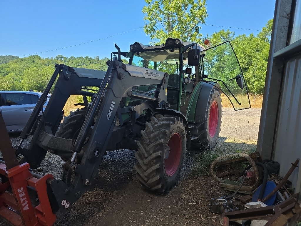 Tracteur chargeur FENDT 210 VARIO - photo slide 1